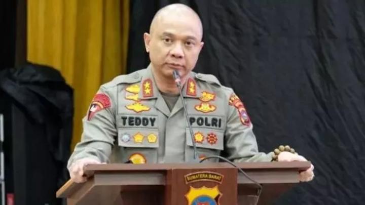 Pengamat Duga ada Masalah dalam Proses di Wanjakti, Sehingga Teddy Minahasa Lolos dan Dapat Promosi Jabatan